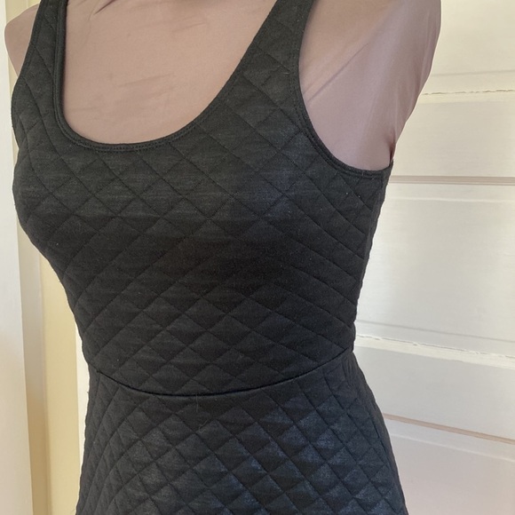 Express‎ XS - Picture 2 of 6